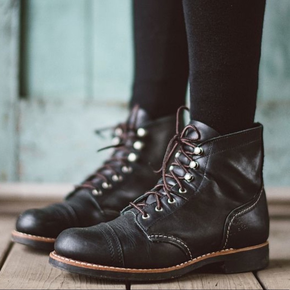 Red Wing Iron Ranger Black Ankle Boots 6.5